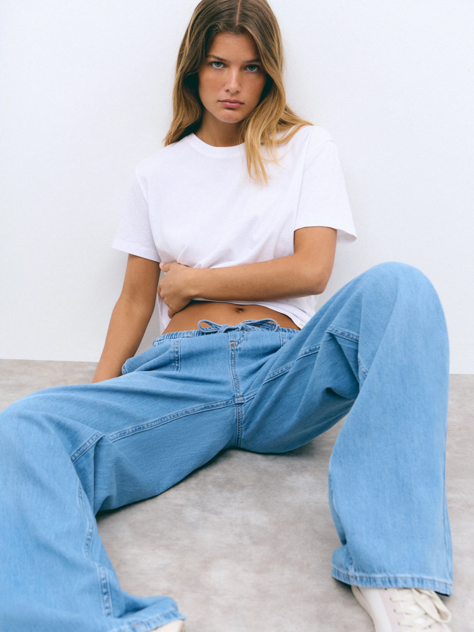 Como combinar una camisa blanca