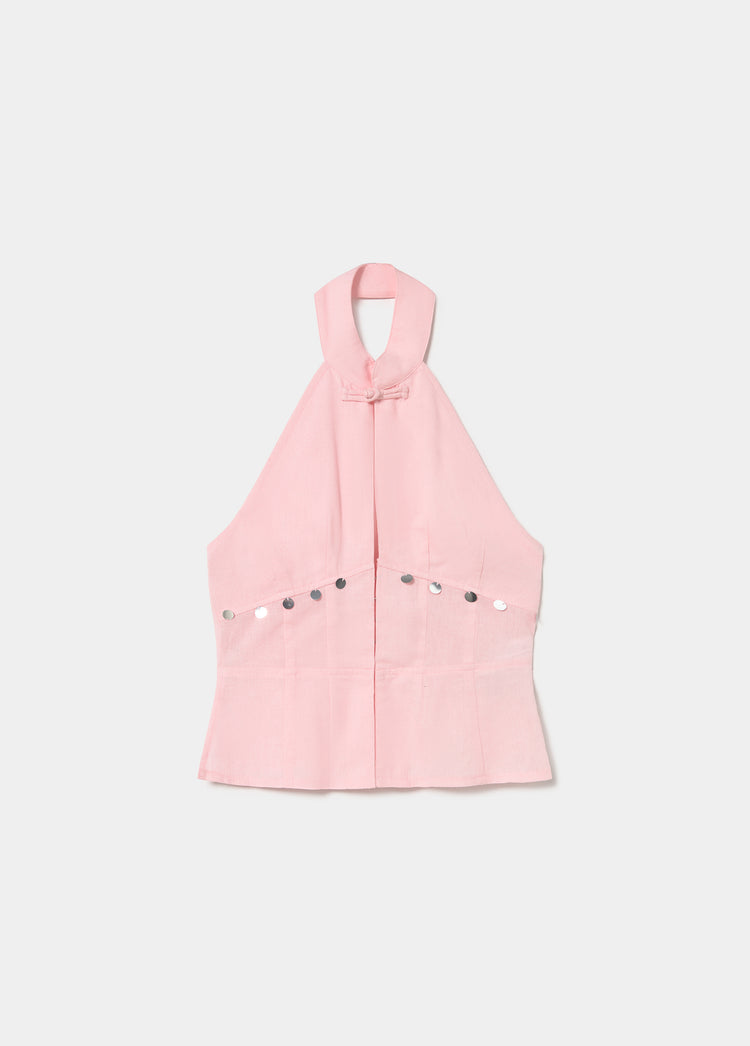 Top halter de rosa claro con cuello alto y detalles de espejos metálicos en el pecho