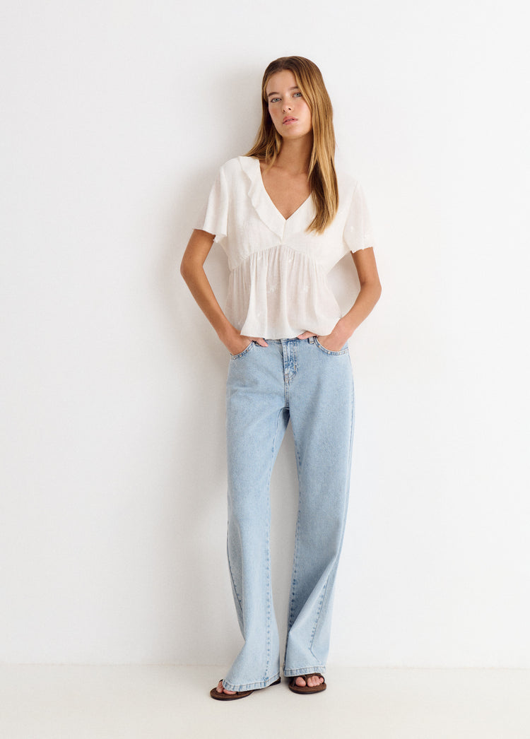 Blouse met korte mouwen en volant