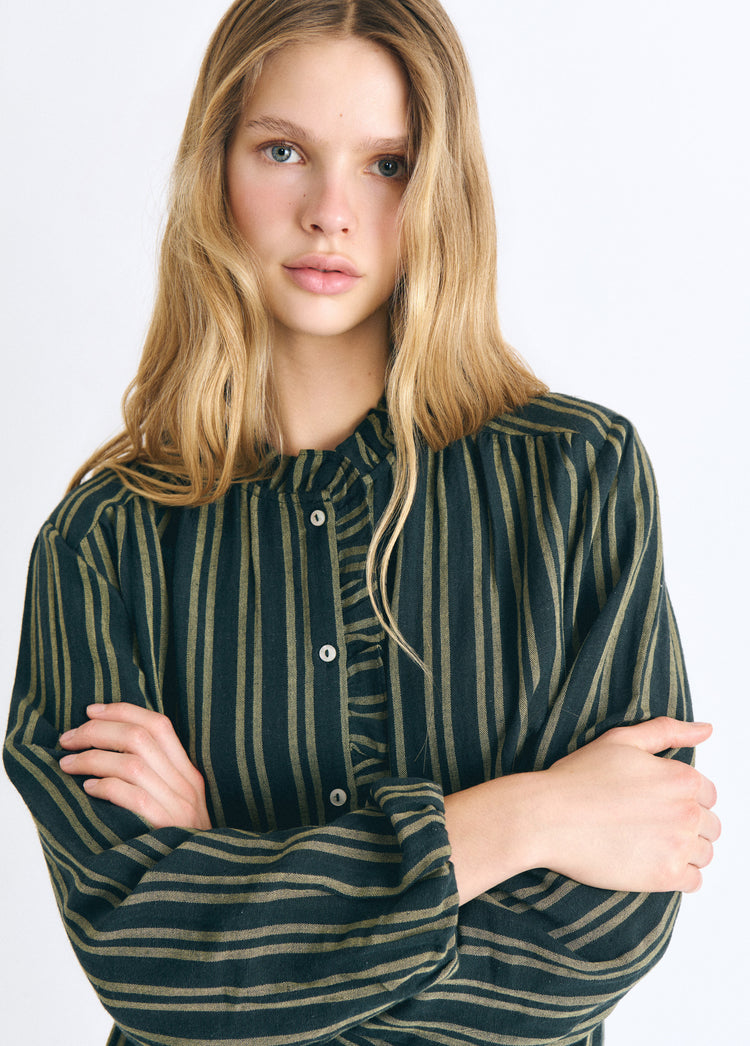 Blouse à rayures avec patte de boutonnage