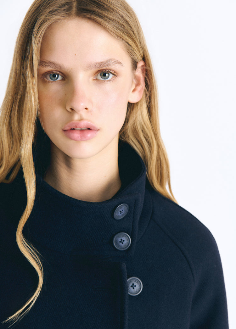 Manteau à col montant avec laine