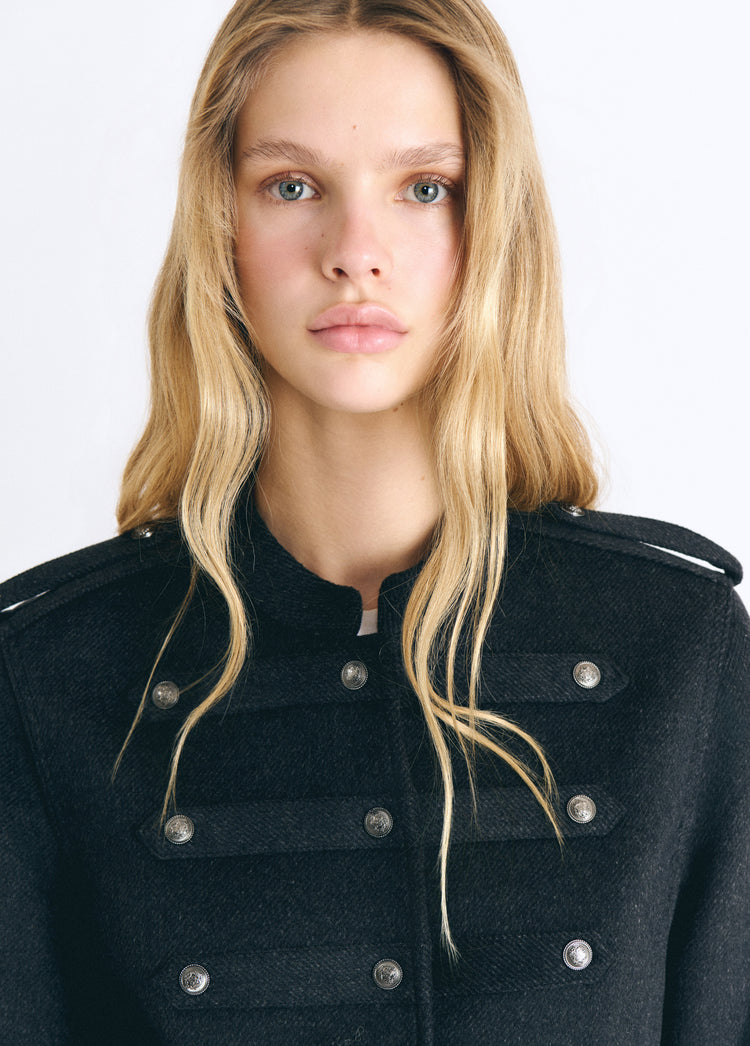 Buttoned wool coat