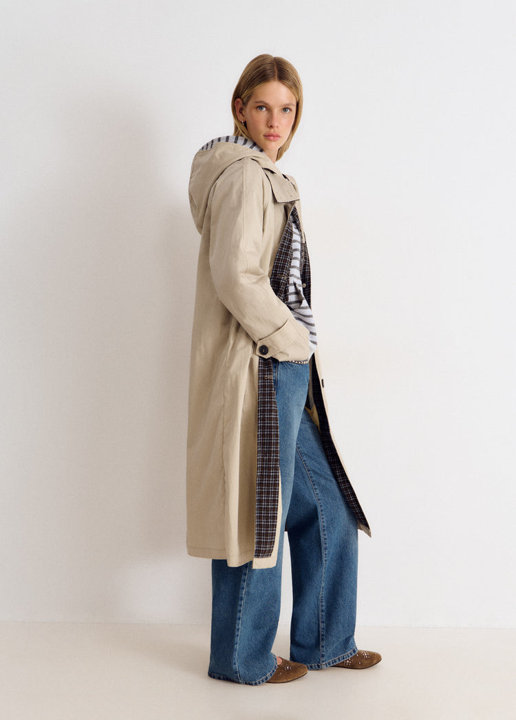 Lange trenchcoat met capuchon