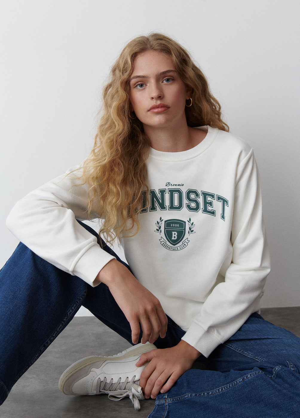 SWEATSHIRT BORDADA MINDSET