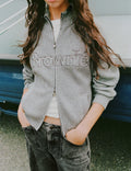 Strickjacke mit Logo