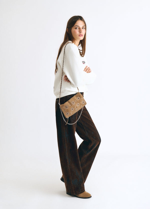 Tas met klep en bloemvormige studs