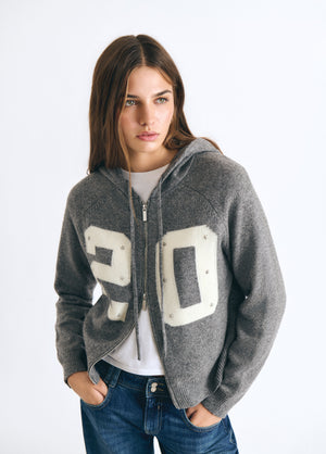 Veste en maille à capuche 20