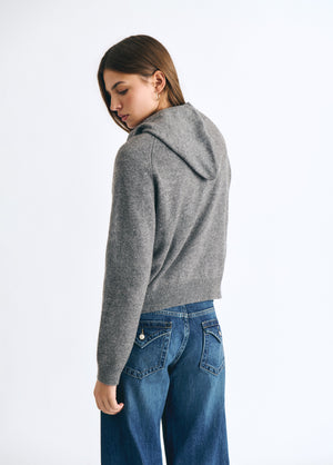 Veste en maille à capuche 20