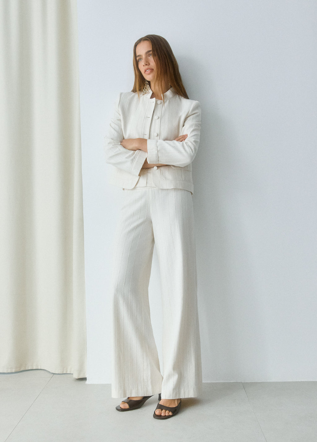 Pantalón tiro bajo tejido textura