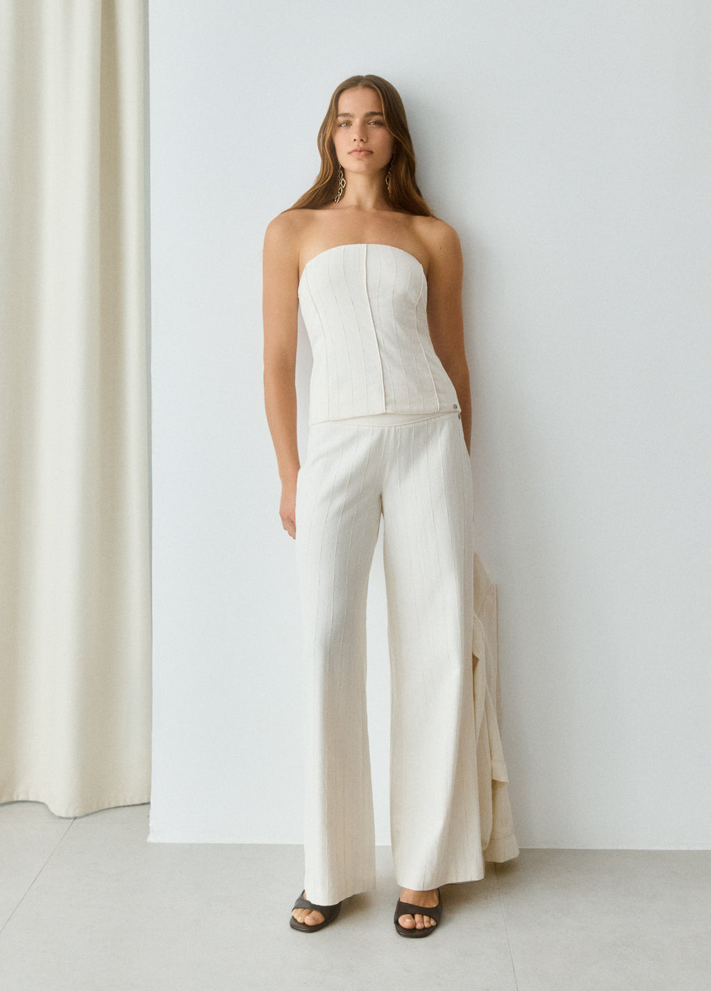 Pantalón tiro bajo tejido textura