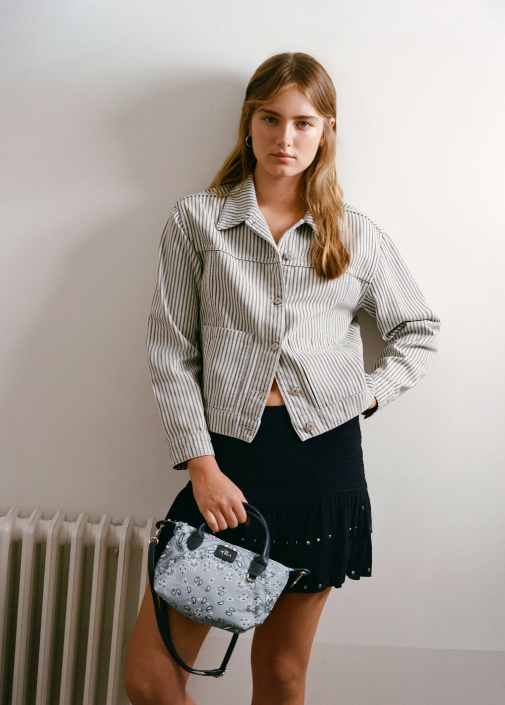 Ruffle skirt with studs
