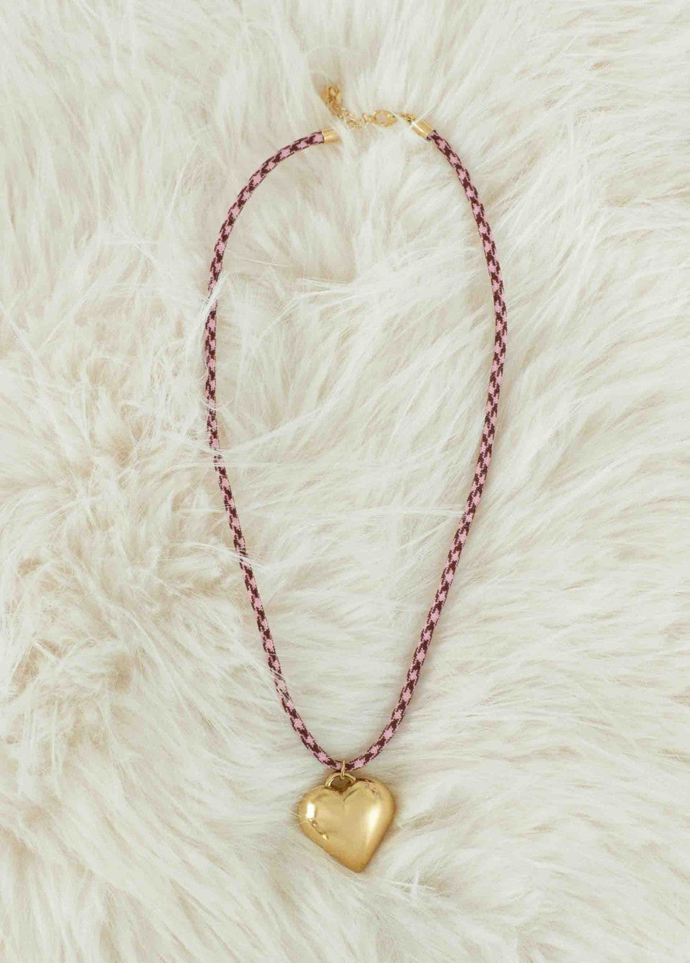 Heart rope necklace