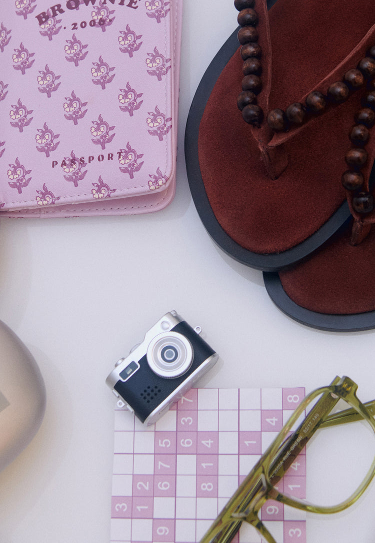 Energy Sistem x Brownie Mini Camera