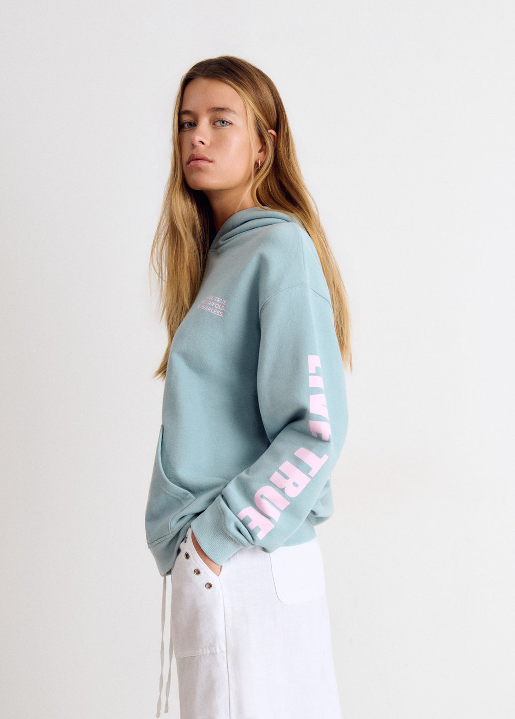 Sudadera oversized lavada y parche