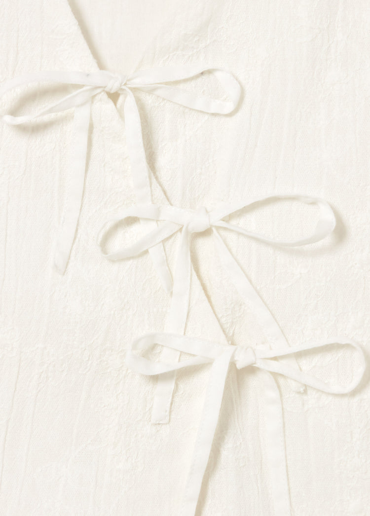 Chaleco bordado nudos