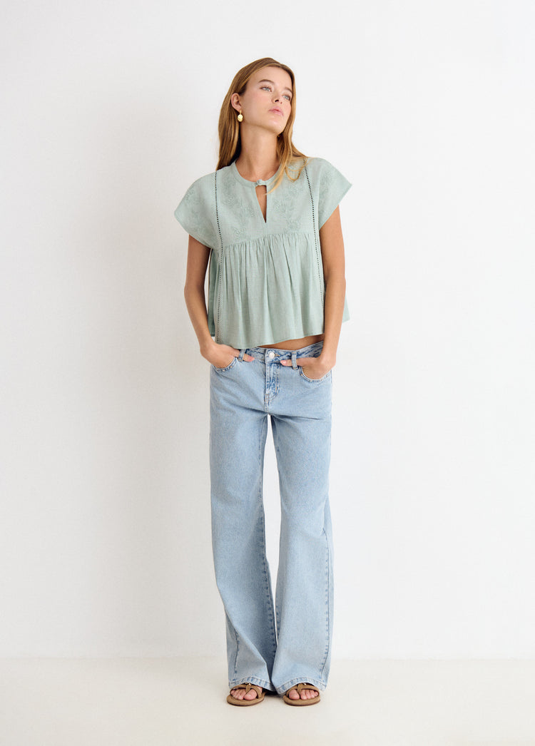 Blusa bordados
