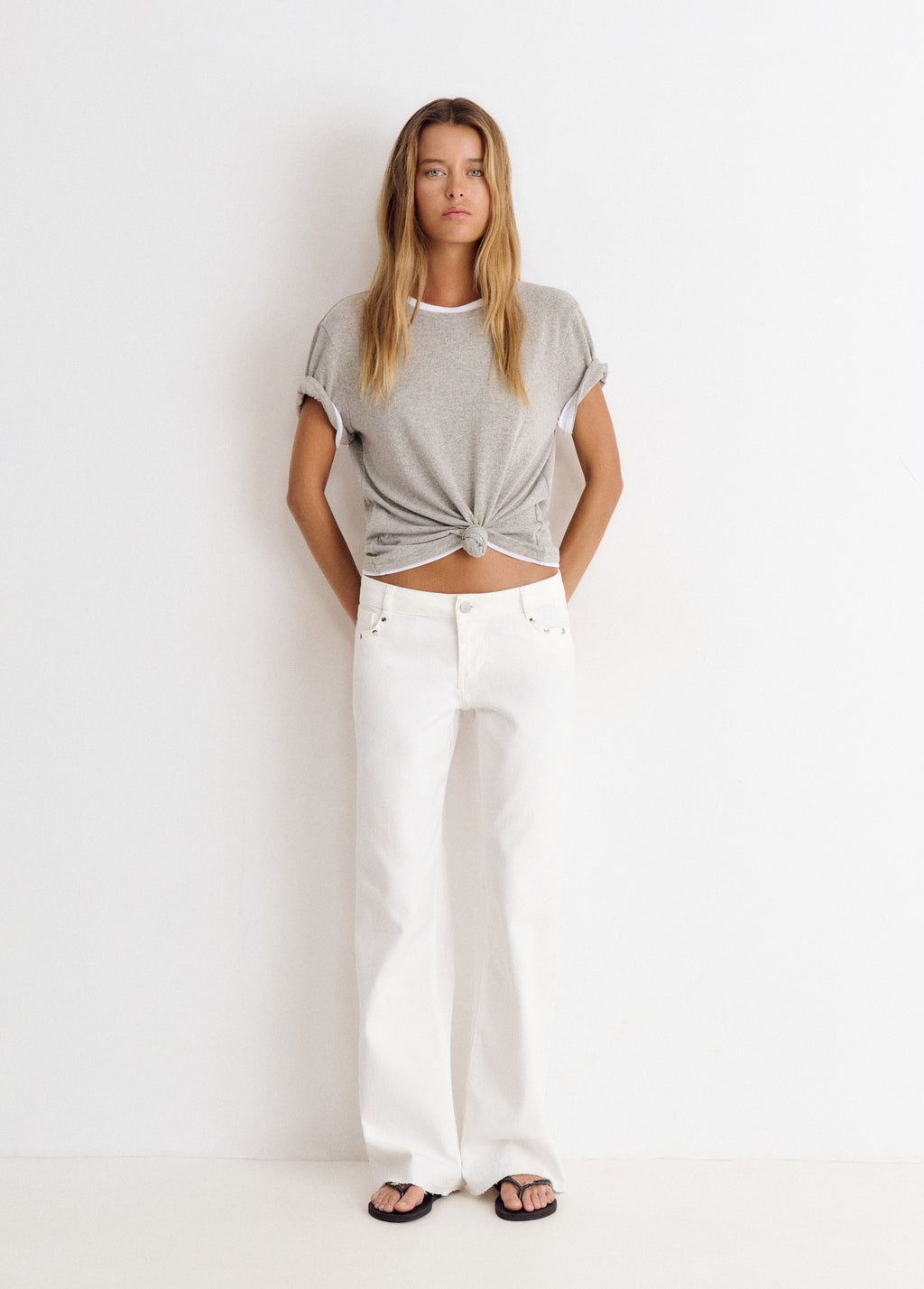 Pantalon tiro bajo estrellas glitter y tachas