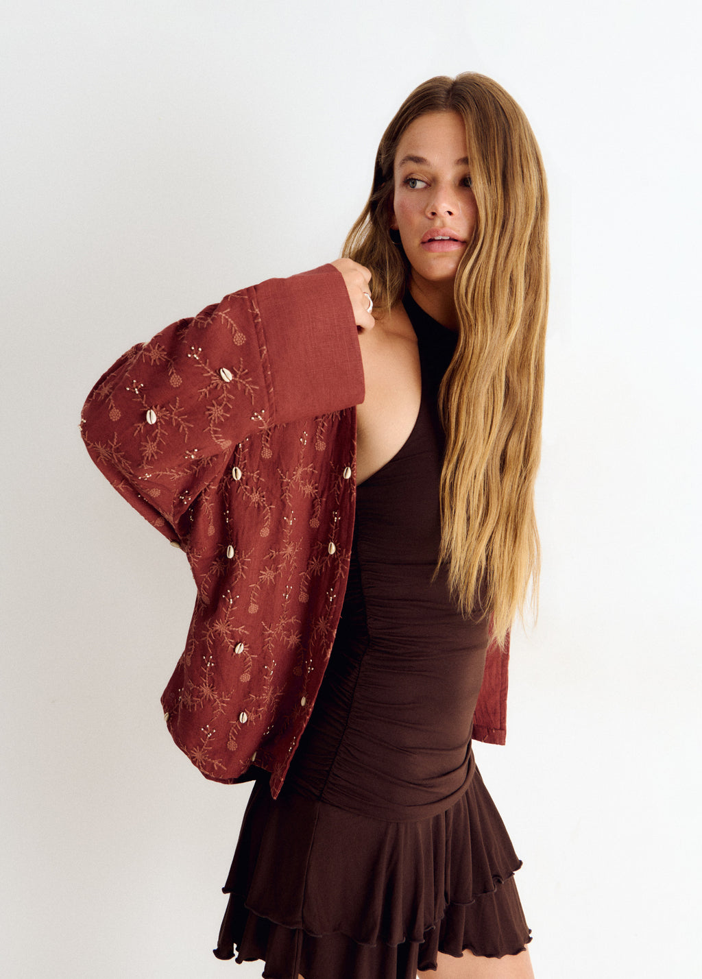Jaqueta kaftan brodats pedreria