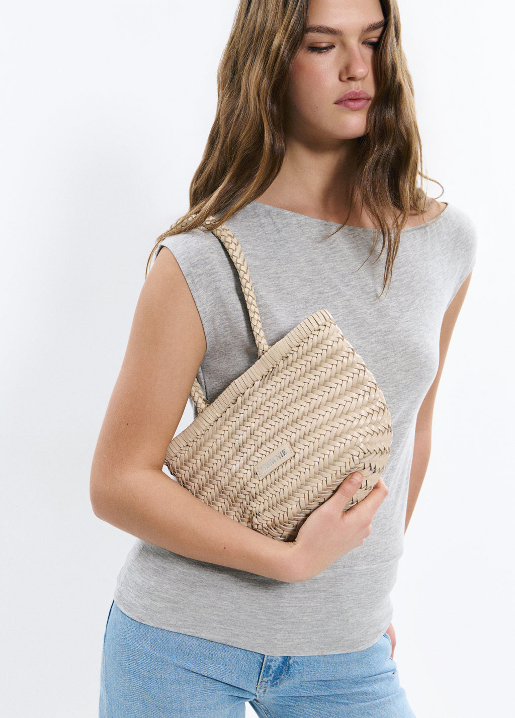 Mala shopper pequena trançada em pele