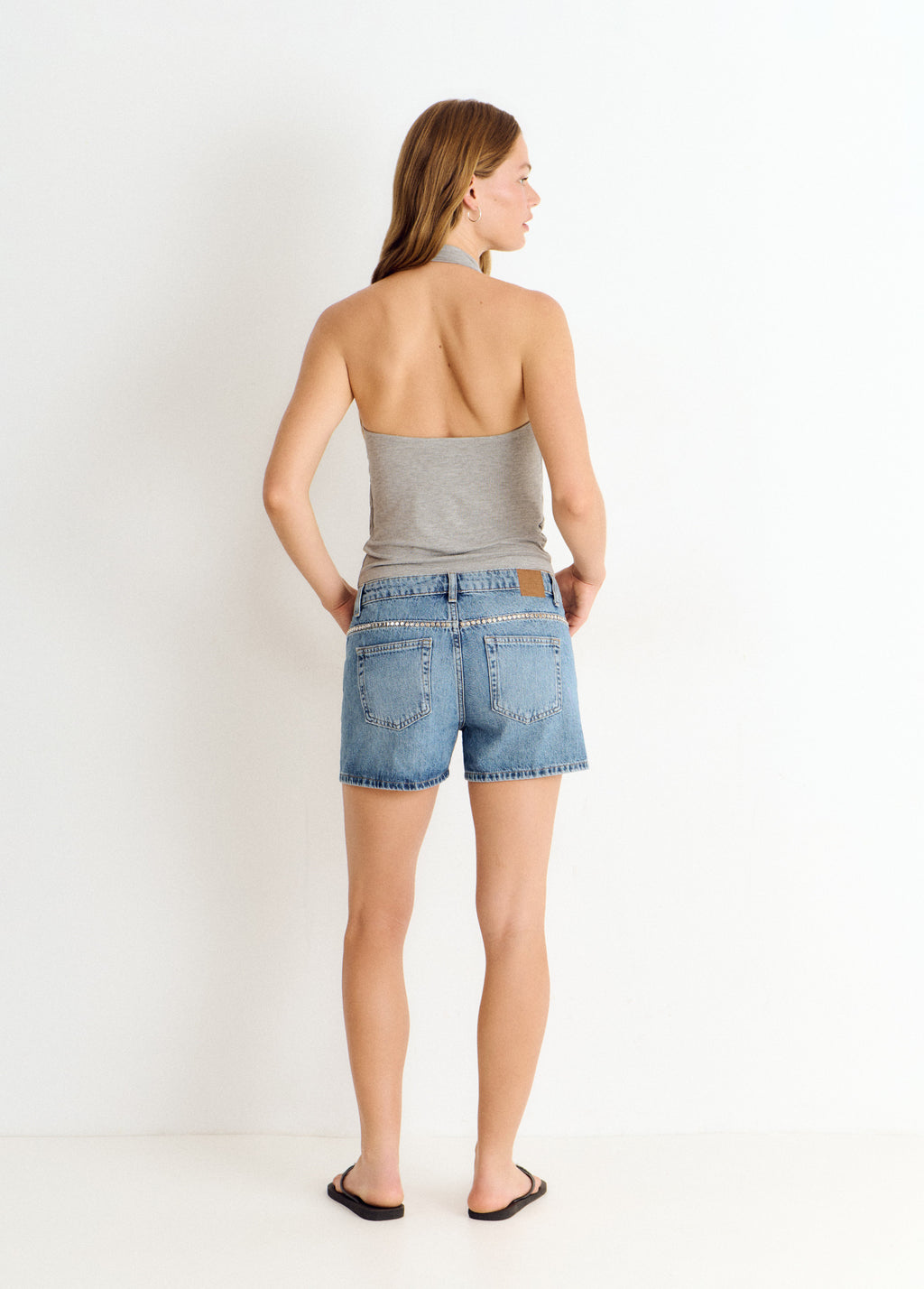 Short con tachas