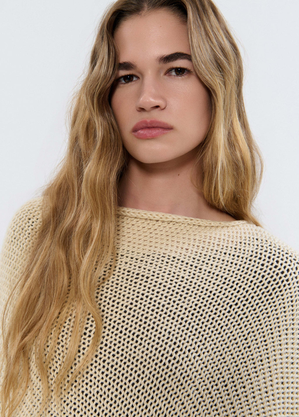 Fringed cape
