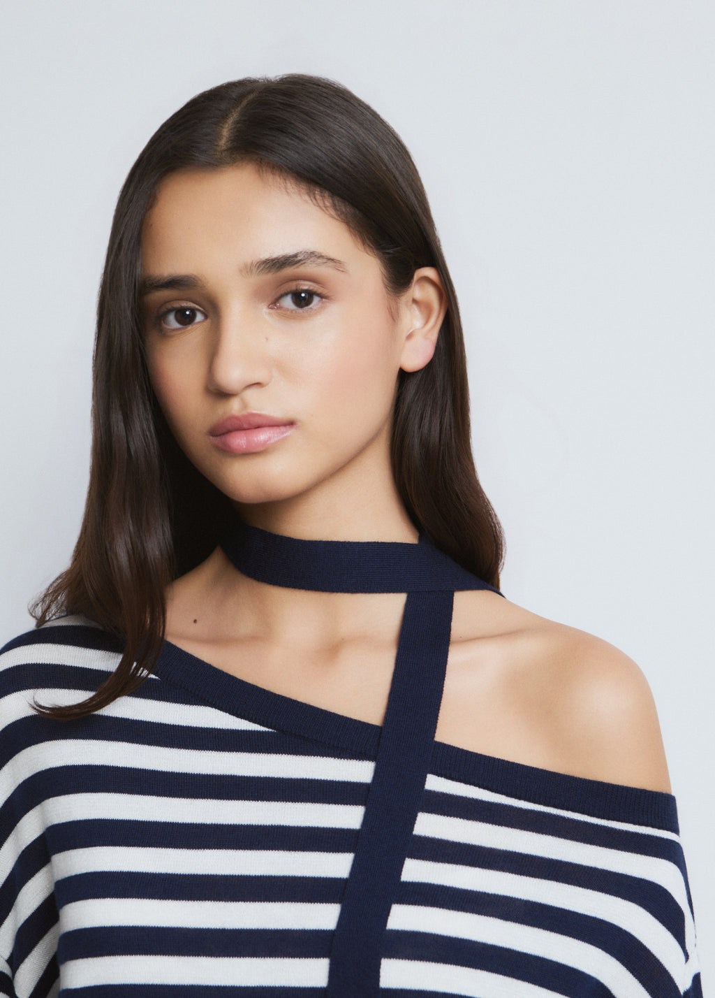 Asymmetric striped sweater with choker