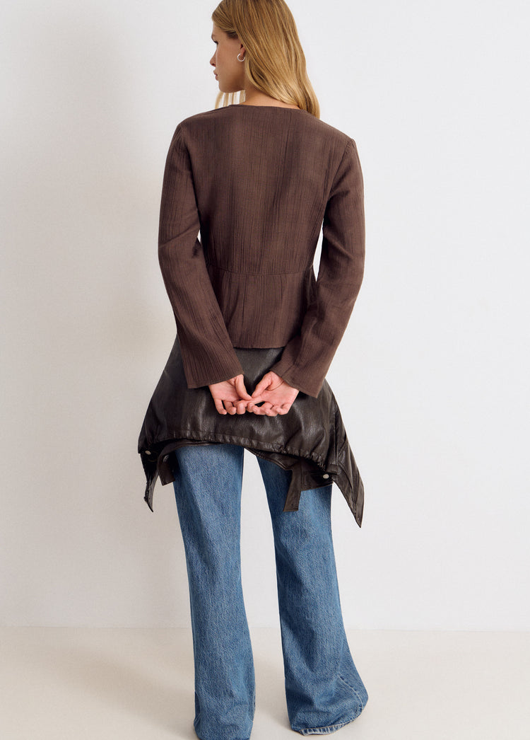 Long-sleeved V-neck blouse with studs