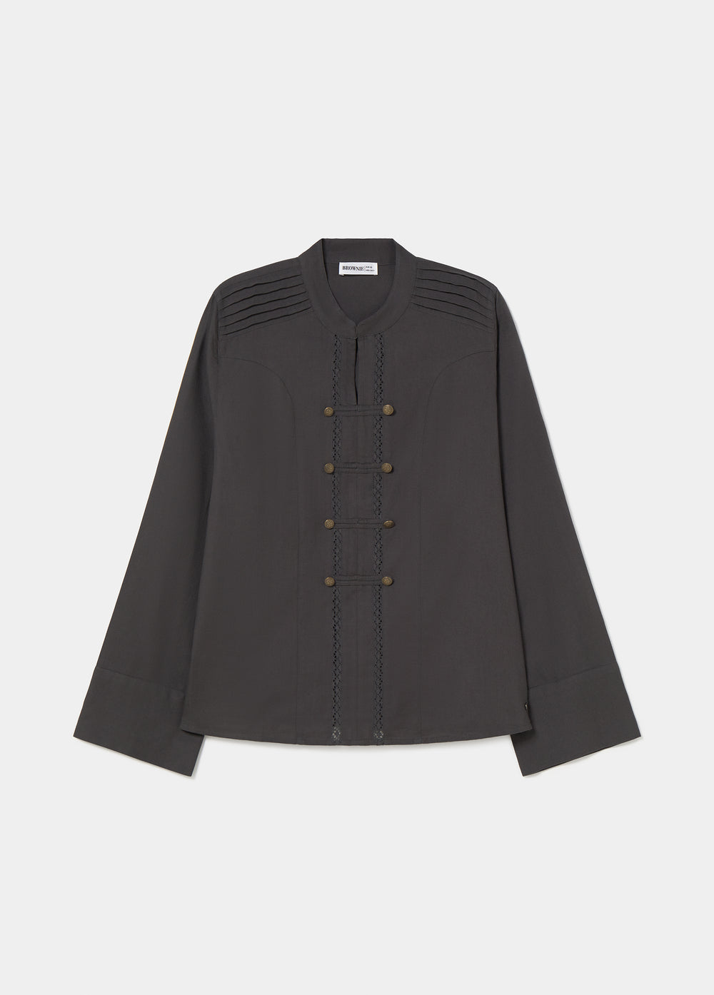 Blusa antracita de manga larga con cuello alto y botones tipo napoleón
