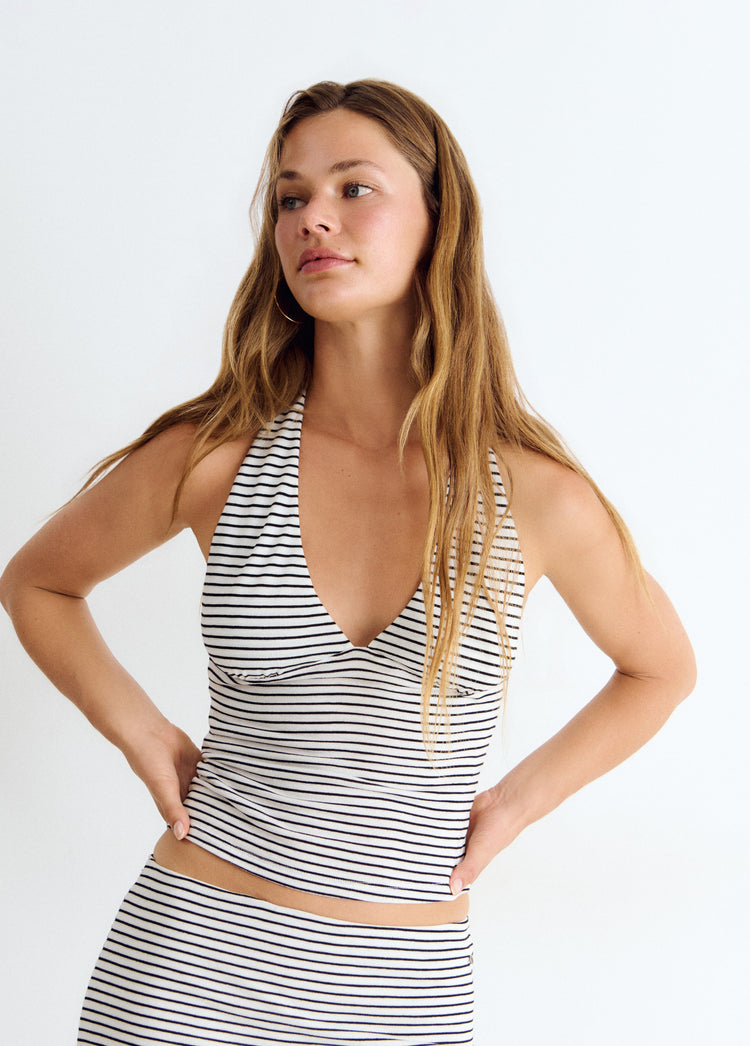 Top halter raya tejida