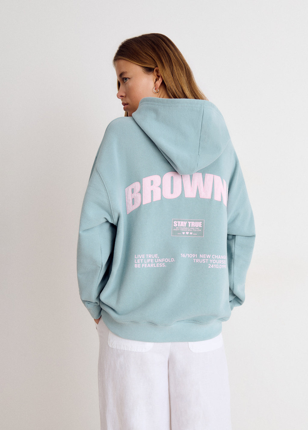 Sudadera oversized lavada y parche