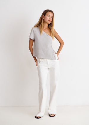 Asymmetrisches Shirt mit Blume und Nieten