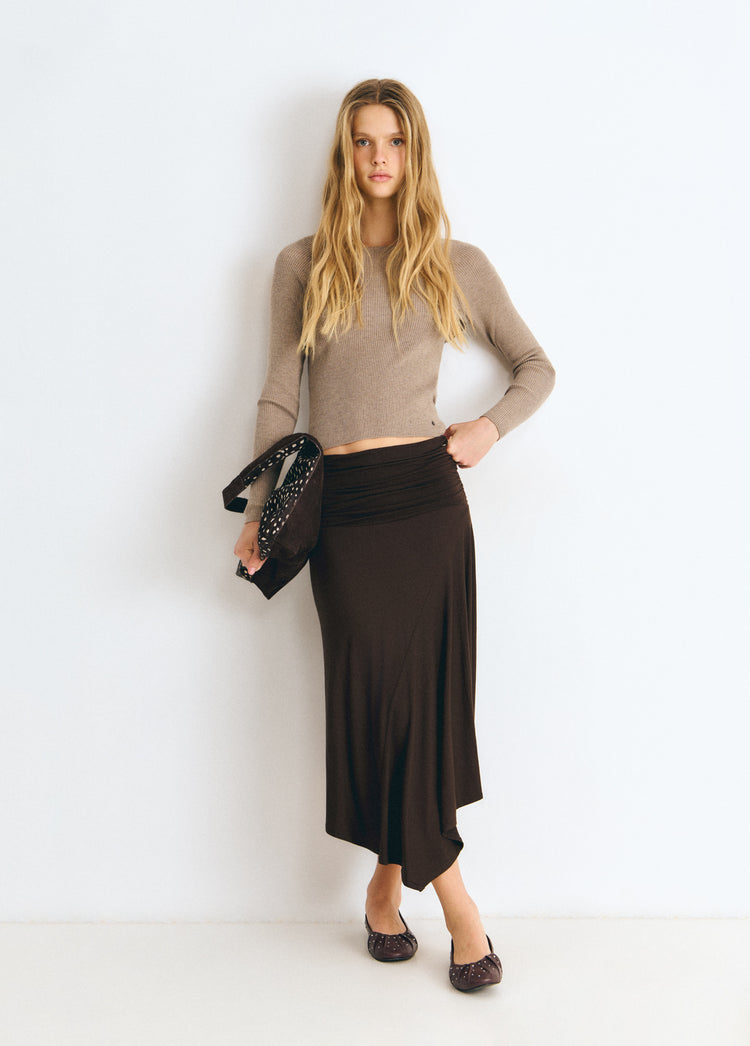Asymmetrical skirt with waistband