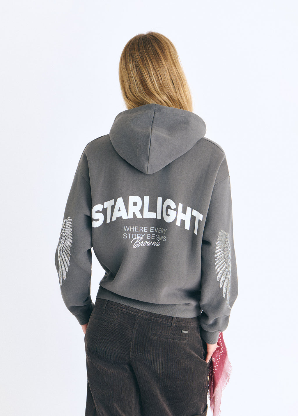 Sweatshirt mit Paillettenflügeln und Ärmeln
