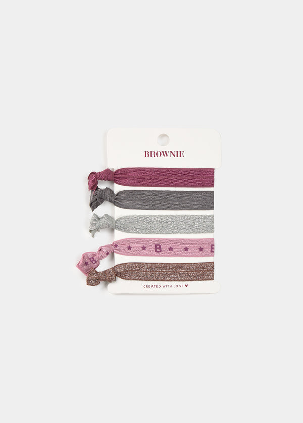 Gomas pelo brownie logo de color granate con detalles metálicos y estampados