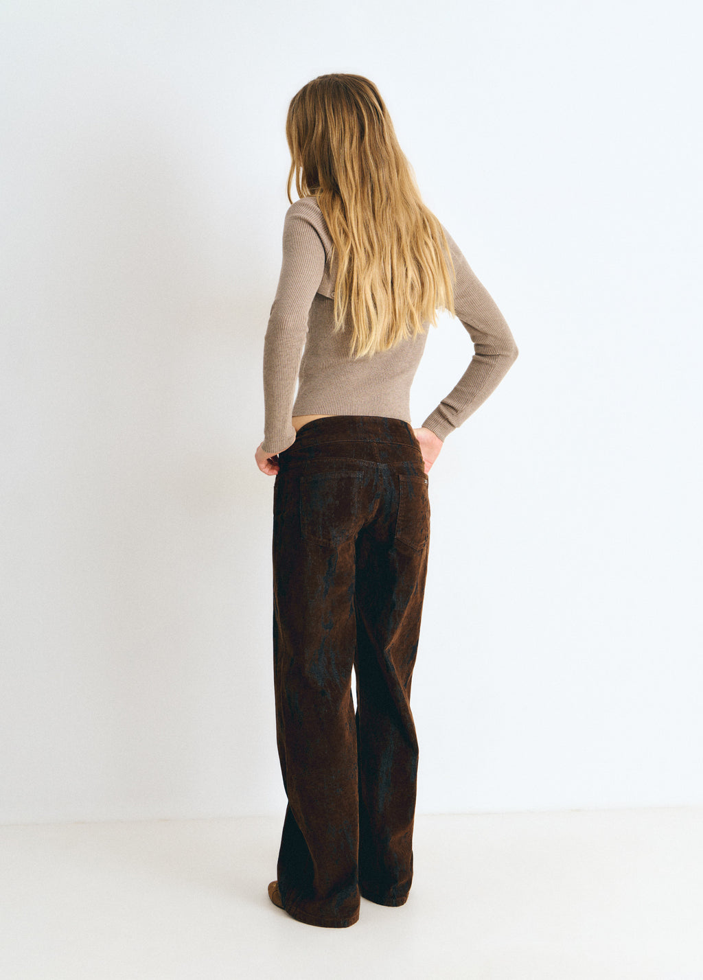Brown flocked trousers