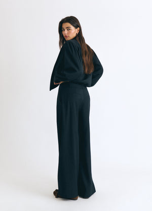 Pantalon uni à fausses pinces