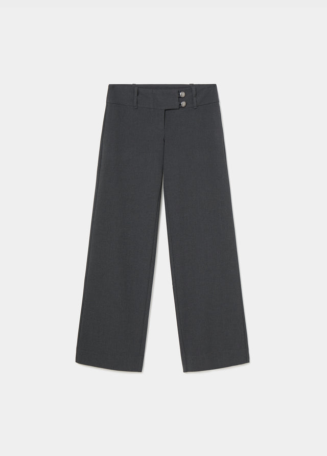 Wide low-rise trousers