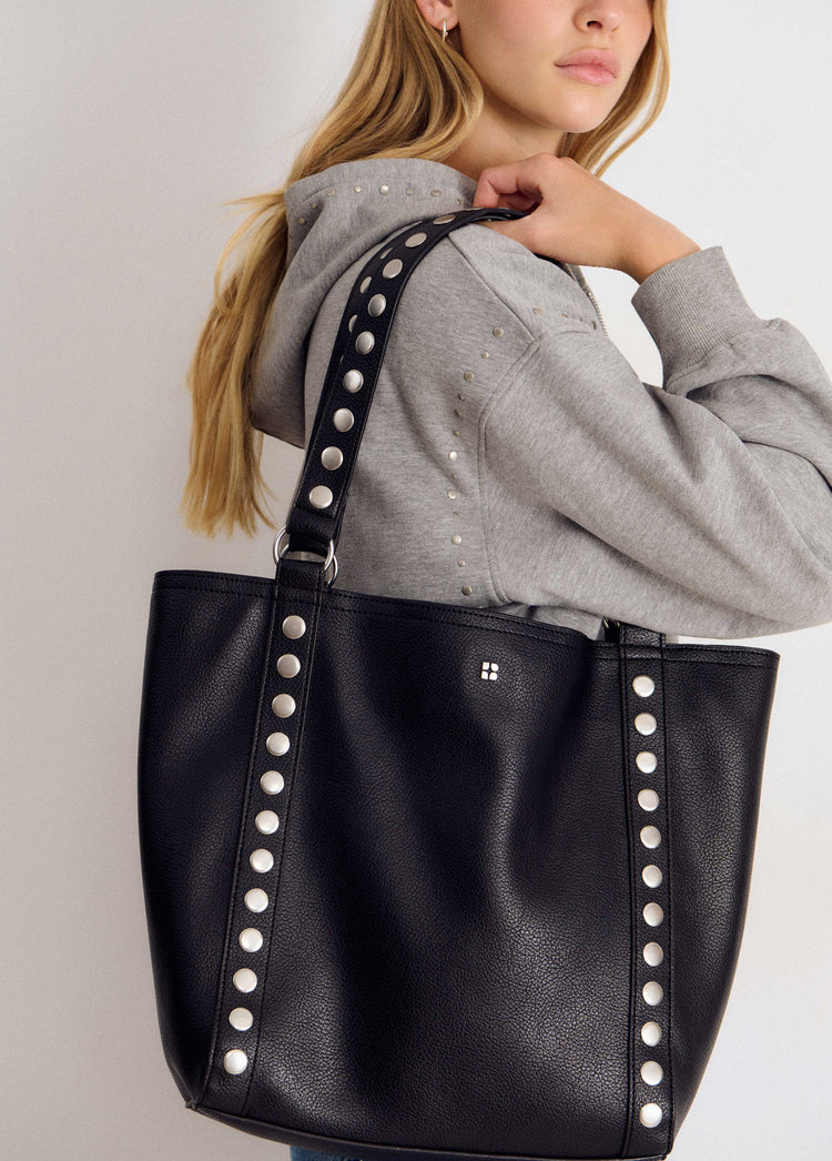 Bolso shopper tachas