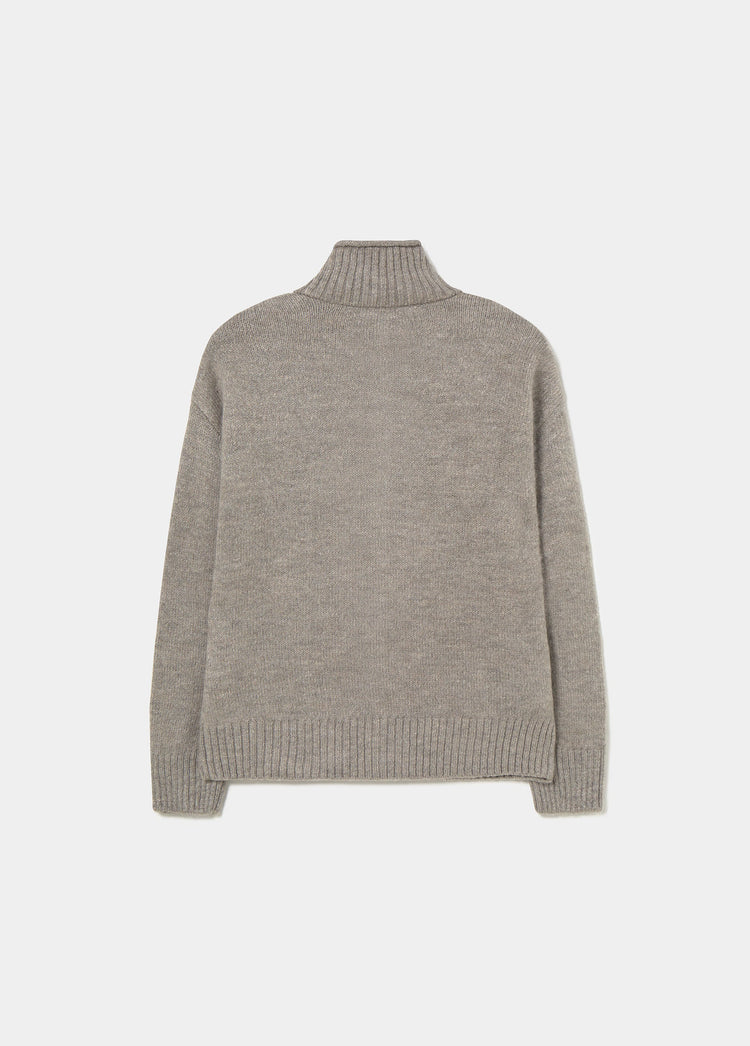 Knitted jacket with buttons