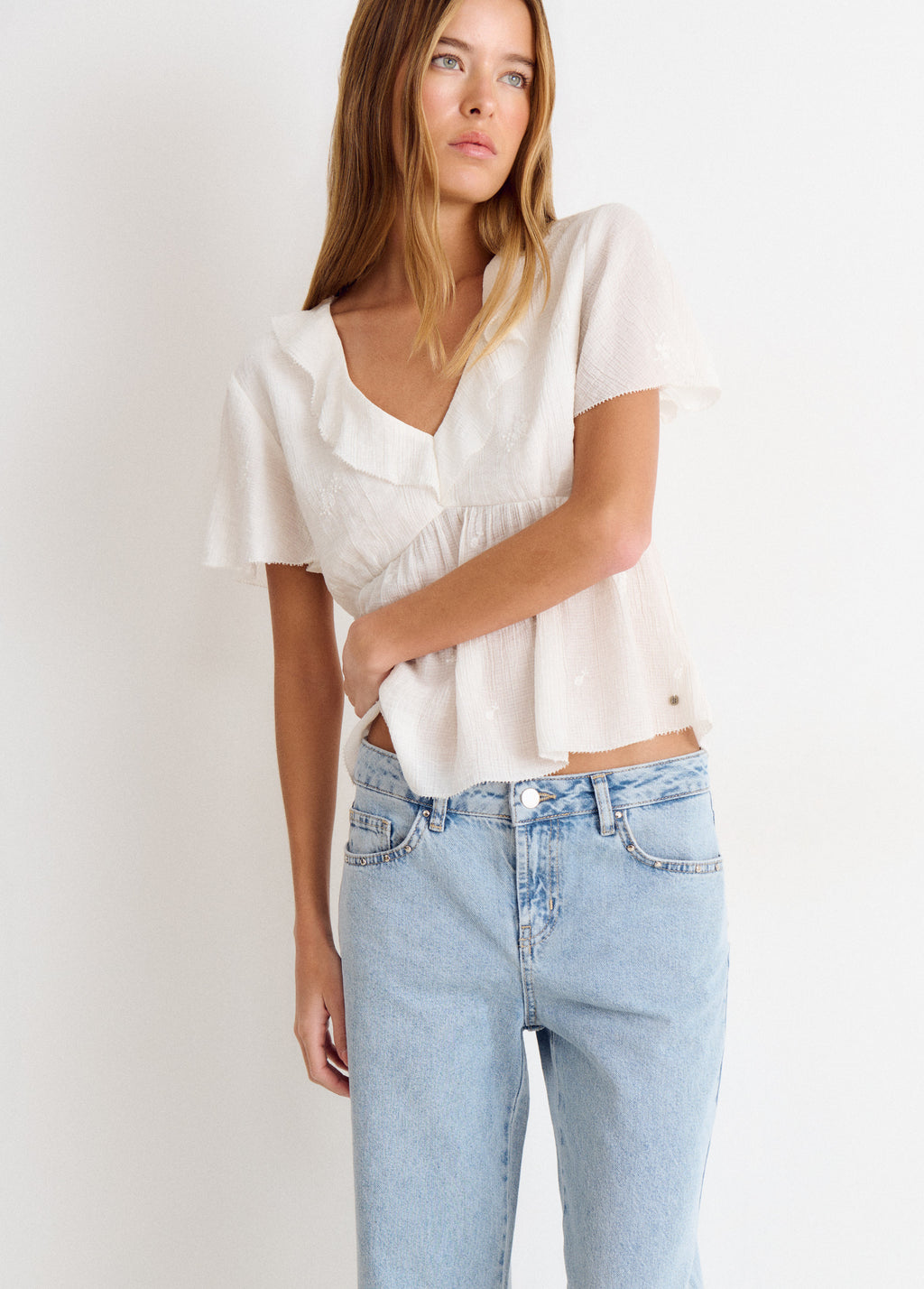 Jeans droit brodé poches