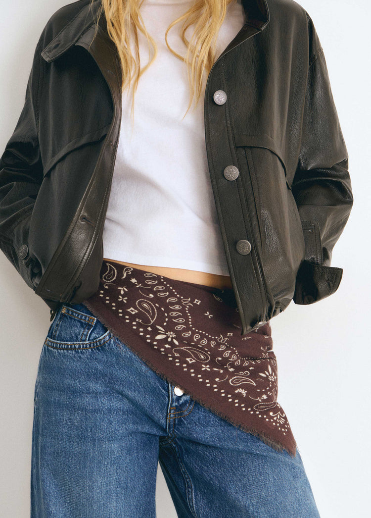 Paisley scarf with fringe