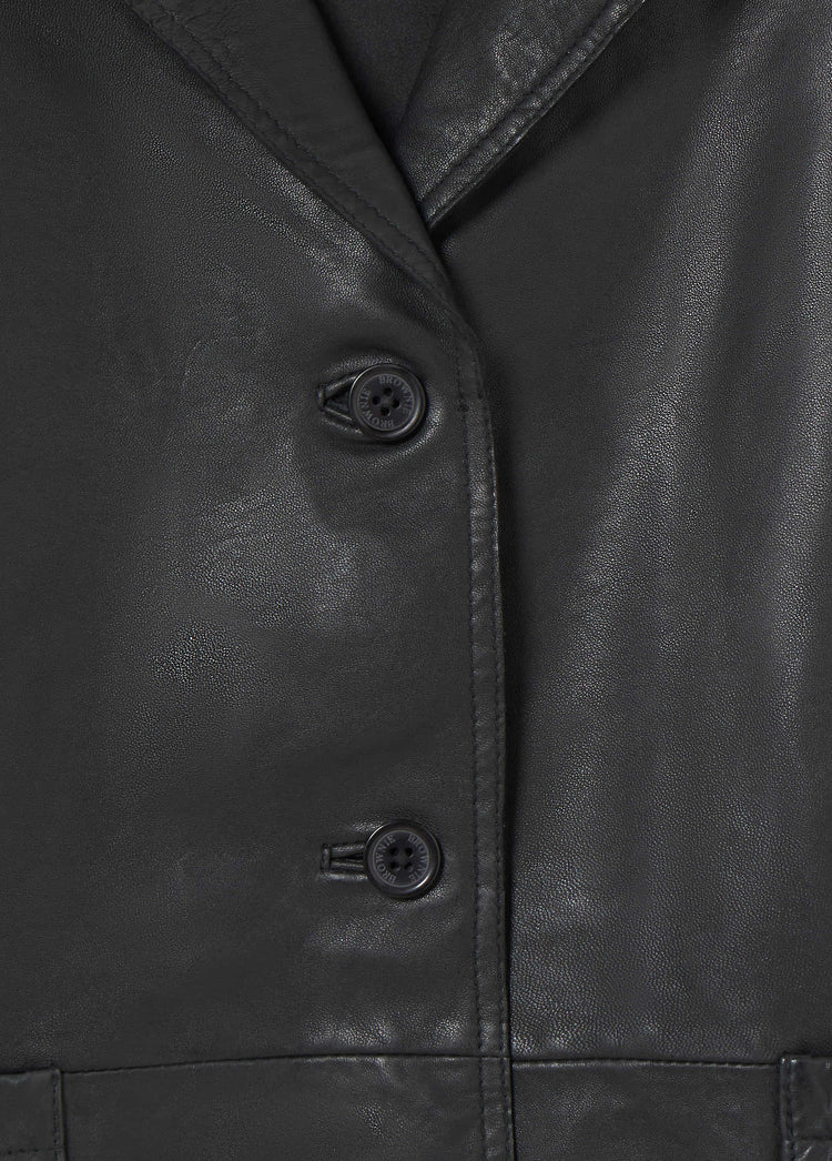 W27-0643-001-800_NEGRO_WEB1.jpg