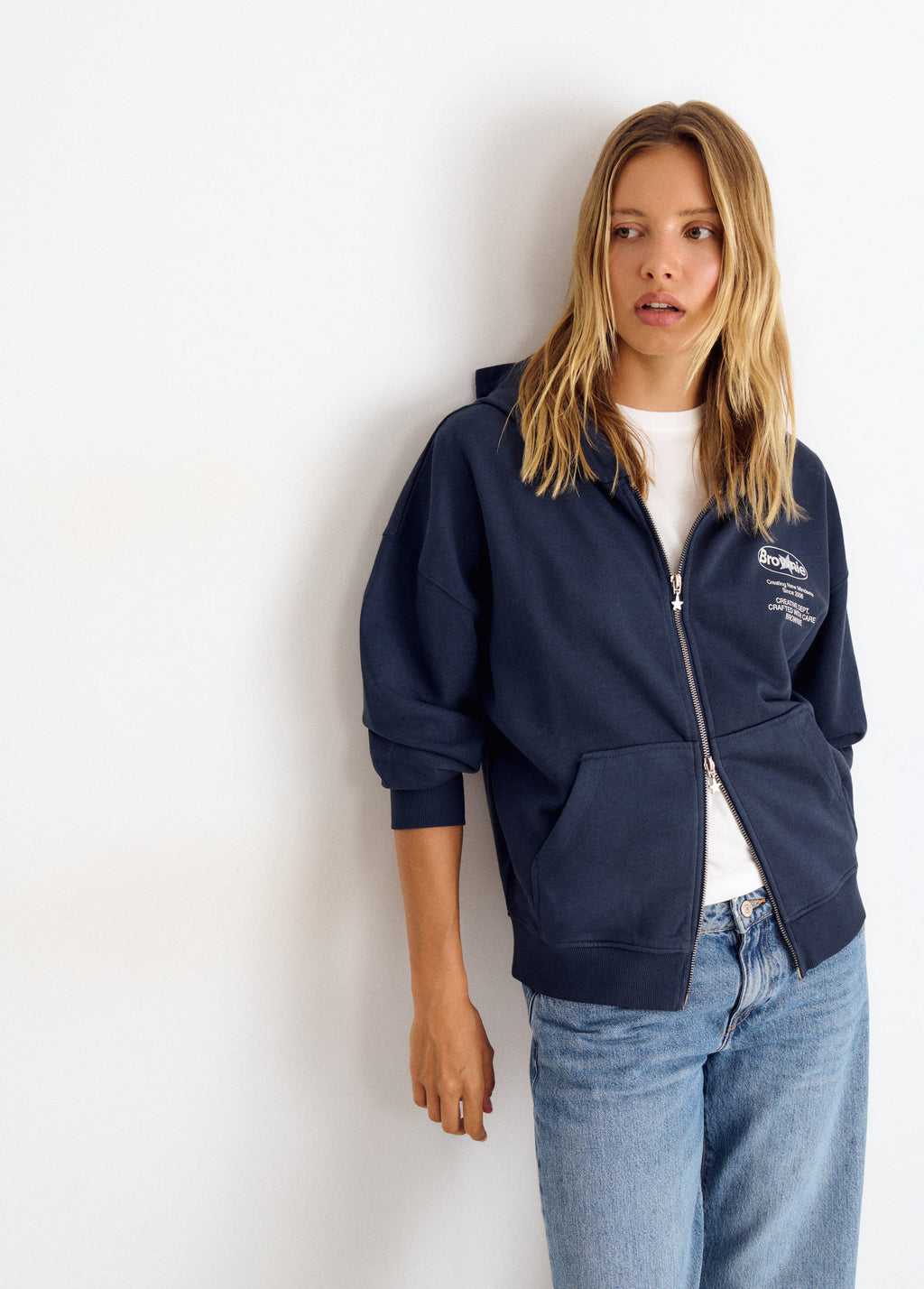 Fleece sweatshirt with a back print
