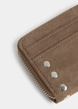 Monedero tachas piel