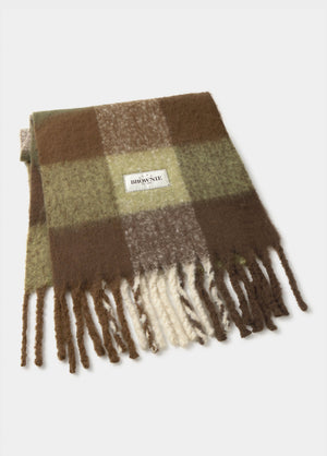 Thick printed scarf