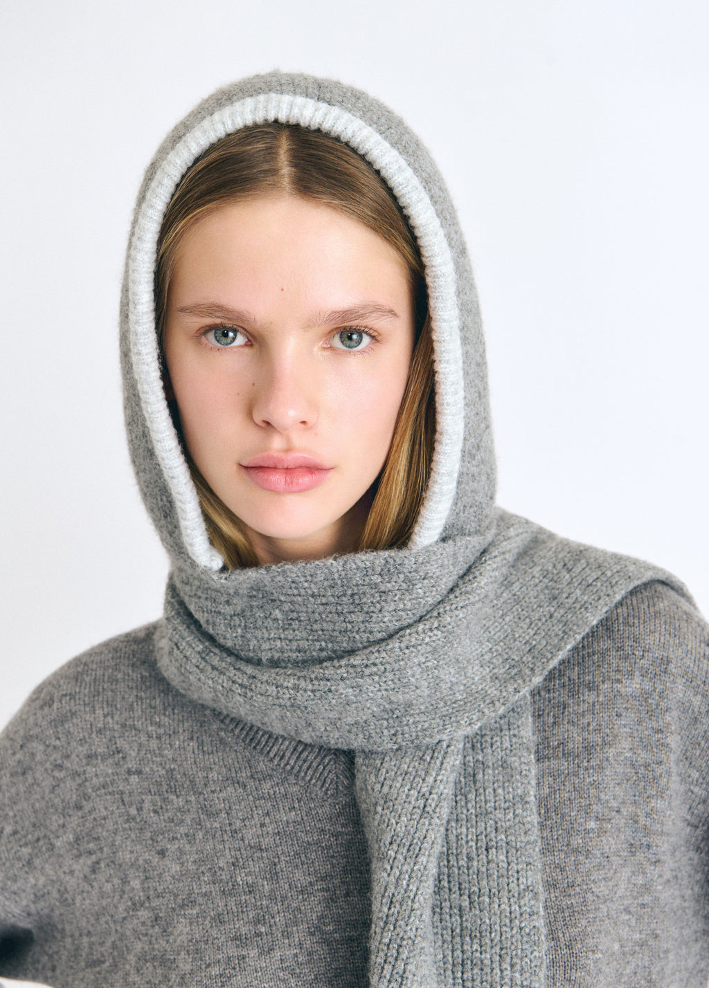 Contrast-knit hood