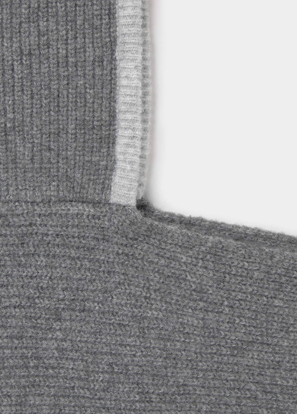 W27-0706-018-801_GRIS_WEB2.jpg