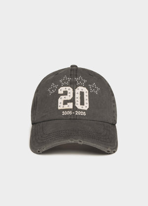 Gorra 20 aniversario tachas