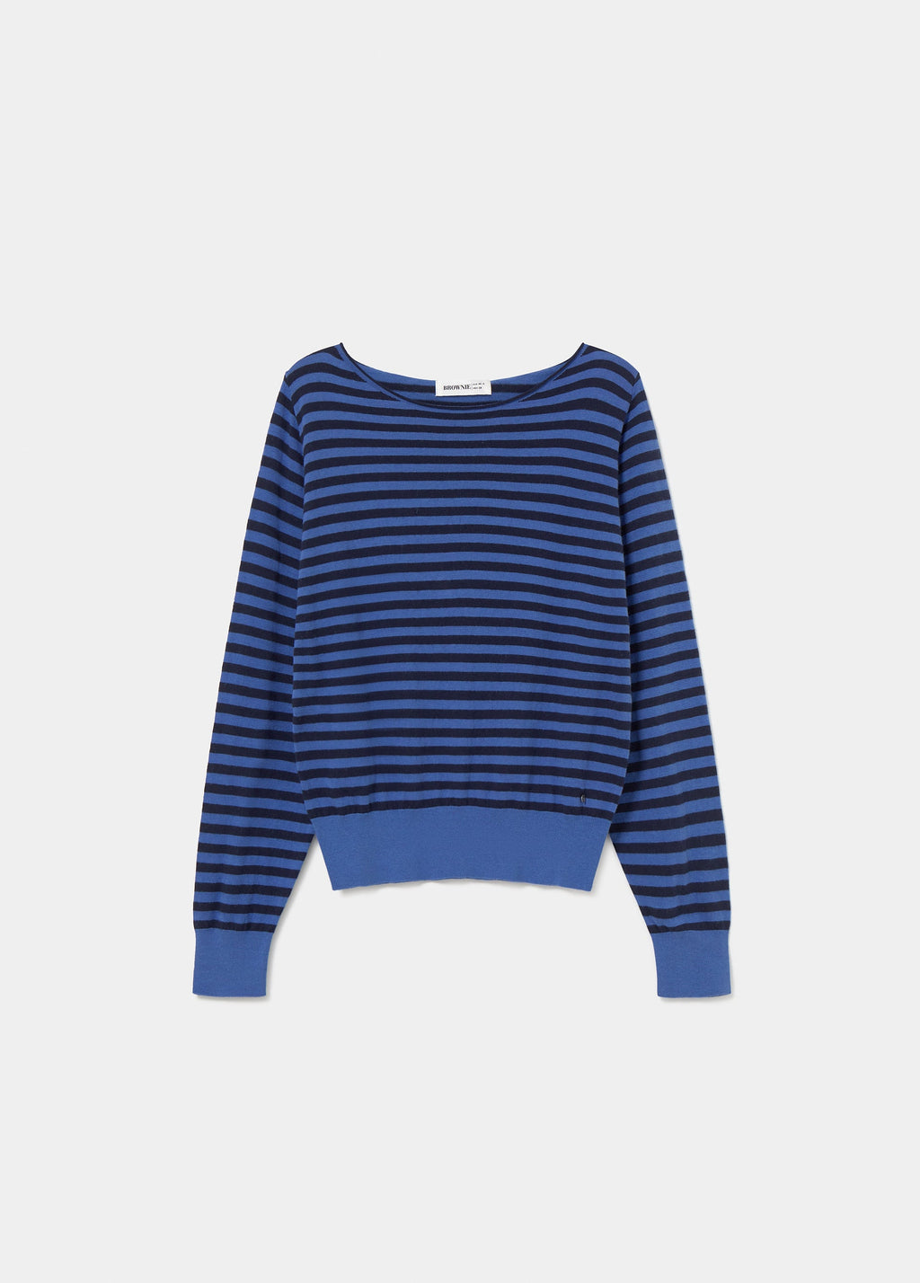W27-0717-008-500_AZUL_WEB3.jpg