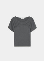 Camiseta corte delantero tachas